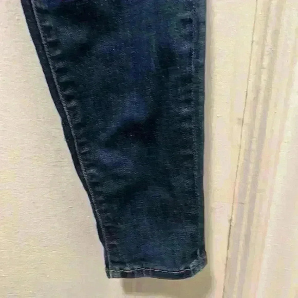 Good American Good Legs Jeans NWT (Flaw Please Read) Size 2/26 - Picture 4 of 10